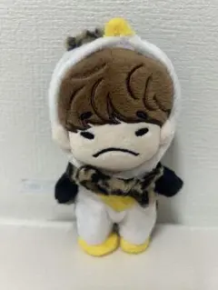 イップニ　ジュノ　10cm 洋服付き