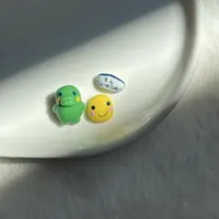 ネイルパーツ　たまごっち