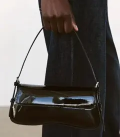 ★新品未使用★ブラック パテントレザー ハンドバッグ