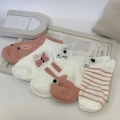 【新品】レディースソックス　靴下　猫　猫柄　ウサギ　可愛い　5セット