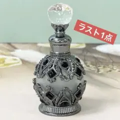 アンティーク調　香水瓶　インテリアボトル　ブラック　アロマボトル　ガラス瓶