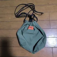 UNIVERSAL OVERALL ドローストリングポーチ オリーブグリーン