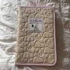 スヌーピー柄キルティングポーチ