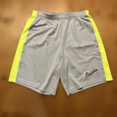 Nike ハーフパンツ　サッカー