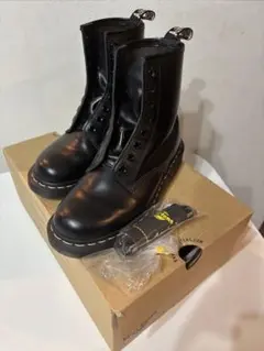 Item thumbnail for item 0cdf8992-e4b0-4285-9a0f-68fb5230c74f