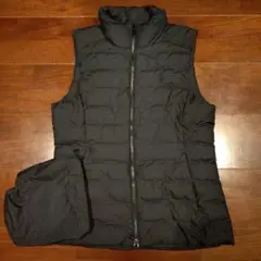 POLOブラックダウンベスト