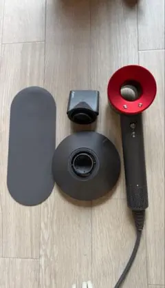 dyson Supersonic　HD01 ドライヤー レッド　アタッチメント dyson Supersonic HD01 ドライヤー レッド アタッチメント - メルカリ
