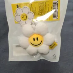 wiggle wiggle 花型 ダイカットクッション ラウンドワン - メルカリ