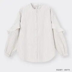 GU ジーユー　ラッフルスリーブブラウス(長袖)