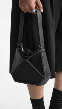 ZARA MAN ジオメトリック クロスボディバッグ 黒 変形 モード