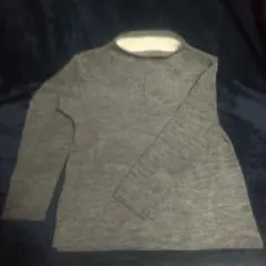 グレー 長袖シャツ　サイズM～L