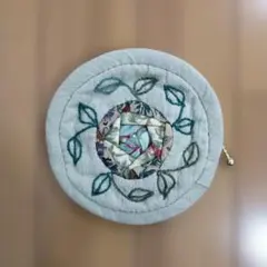 ✿バラのポーチ　パッチワーク