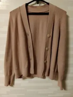 GU　ピンクベージュ　ボタン付きカーディガン 長袖　Mサイズ