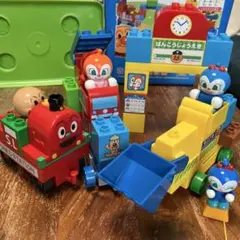 アンパンマンたのしいのりものバケツ