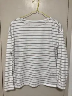 ハニーズ　長袖Tシャツ Mサイズ