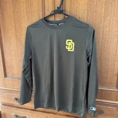 MLB San Diego Padres パドレス 長袖 ブラウンのサムネイル