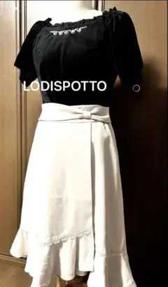LODISPOTTO 裾スリットスカート アイボリー 白 Mサイズ