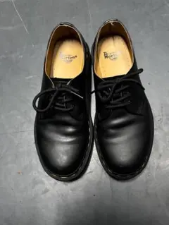 Dr. Martens ブラック レースアップシューズ
