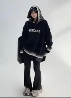 RICECAKE ロゴ ニットパーカー ブラック　ルーズ