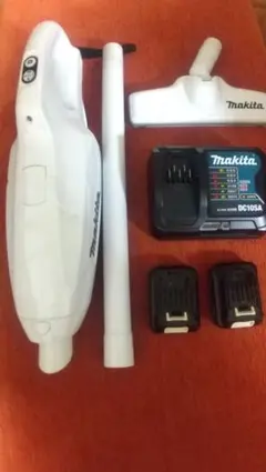 マキタ 充電式クリーナ Makita CL107FD ※バッテリー2個