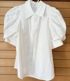 INGNIホワイト パフスリーブ シャツ