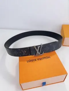 LOUIS VUITTON ブラックベルト 105cm