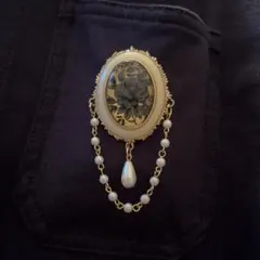 花柄オーバル型ブローチ・コサージュ