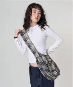 チェック柄 ショルダーバッグ TINA：JOJUNのサムネイル