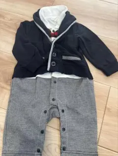 フォーマルロンパース　お祝いやお呼ばれなどに