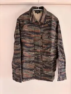 2026年最新】APC 迷彩ジャケットの人気アイテム - メルカリ