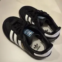 adidas Samba キッズシューズ ブラック/ホワイト