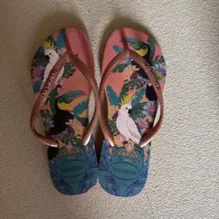 Havaianas ビーチサンダル トロピカル柄　35-36のサムネイル