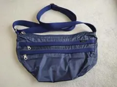 Y'SACCS　ナイロン ショルダーバッグ ネイビー