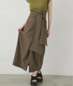 hinari リボンベルト付きラップ風スカート モカ M