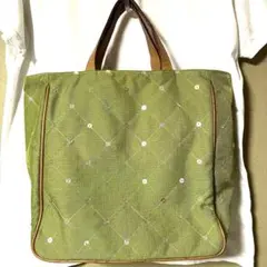 MZ WALLACE エムジーウォレス　エナメルレザー　二つ折り財布　未使用品 MZ WALLACE エムジーウォレス エナメルレザー 二つ折り財布 未