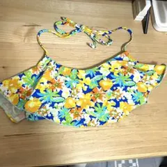 レディース水着　花柄のフリル付きセパレート水着　Ｌ　取り外し可能パッド　ブラのみ