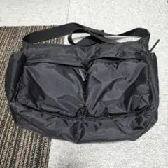 ユニクロ ショルダーバッグ