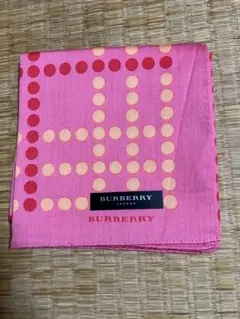 バーバリー　ハンカチ　新品　BURBERRY ピンク　50cm×50cm