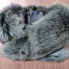 振袖、着物、洋服に❣️【シルバーフォックスファー⭐️シルバーグリーン】深緑