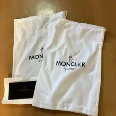 MONCLER モンクレール　布袋のサムネイル