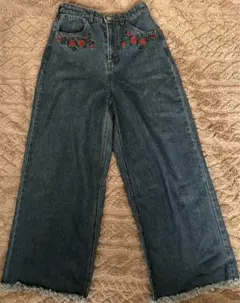 ローズ刺繍 ワイドレッグデニム Mサイズ