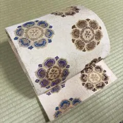 正絹　今から単衣の時期にも　袋帯《ベージュ　花紋様》