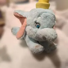 ディズニーリゾート　ダンボぬいぐるみ