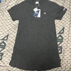 新品 Champion キッズ 半袖ワンピース チャコールグレー 130のサムネイル
