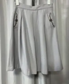 【レストローズ】ビジュー付きウールスカート