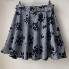 INGNI タータンチェック花柄　　　　　　フレアスカートM