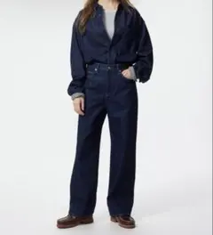 ユニクロ ワイドストレート ハイウエスト デニム 濃紺のサムネイル