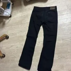 ブラックスリムフィットデニムパンツ