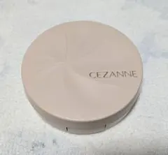 【最終値下げ】CEZANNEクッションファンデ　FlowerNoseアイシャドウのサムネイル