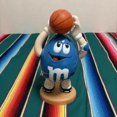 M&M's バスケットボール フィギュア
